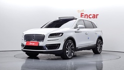 Lincoln Nautilus 2020
