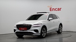 Genesis GV70 2025