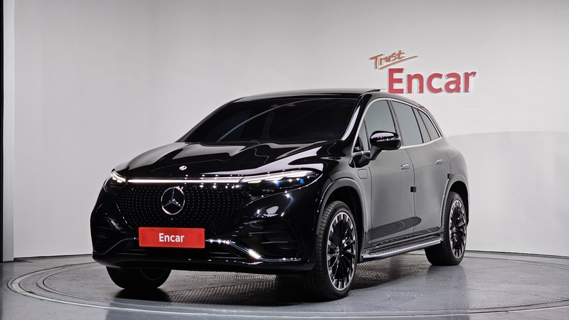 Mercedes-Benz EQS