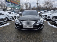 Hyundai Genesis 2012