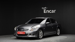 Infiniti G 2010
