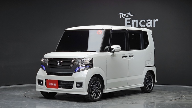 Honda N-BOX 2016