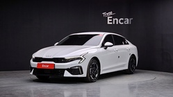 Kia K5 2025