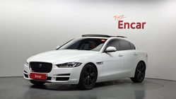 Jaguar XE 2019