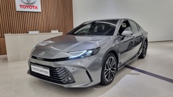 Toyota Camry 2025