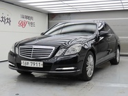 Mercedes-Benz E-Class 2011