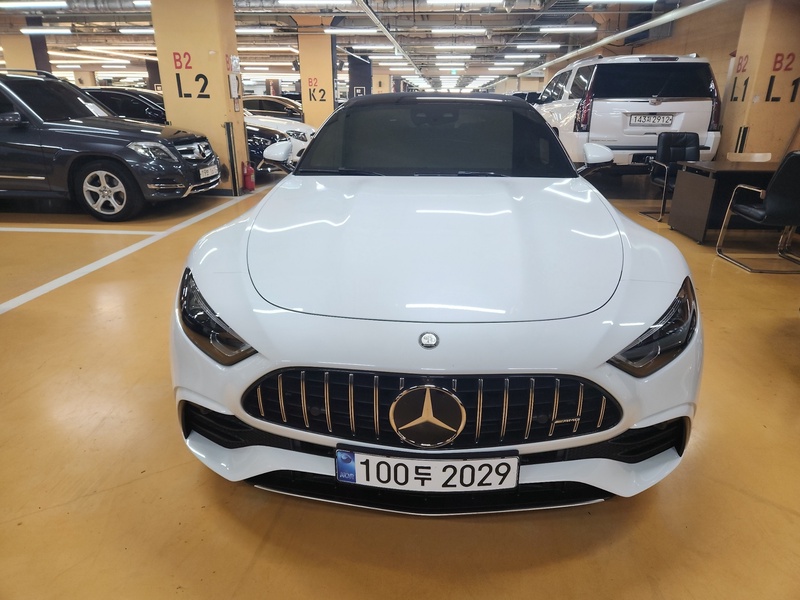 Mercedes-Benz SL-Class