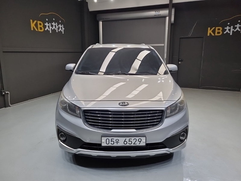 Kia Canival