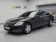 Mercedes-Benz S-Class 2011