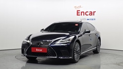 Lexus LS 2024