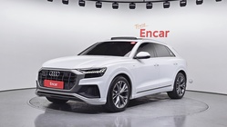 Audi Q8 2021