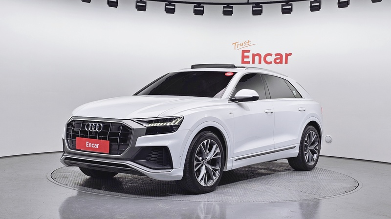Audi Q8