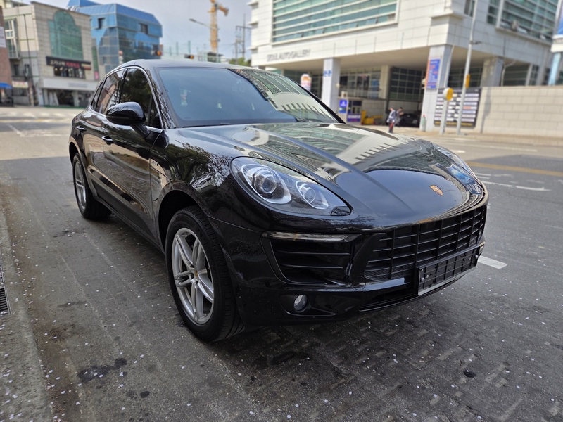 Porsche Macan