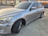 Hyundai Genesis 2011