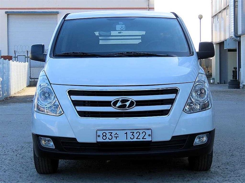 Hyundai Starex