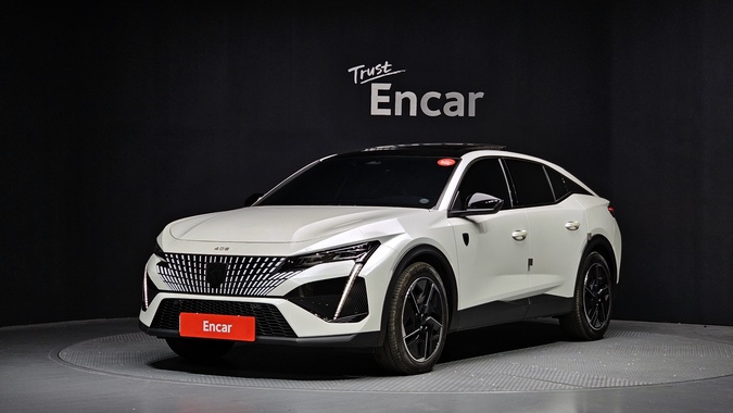 Peugeot 408 2023