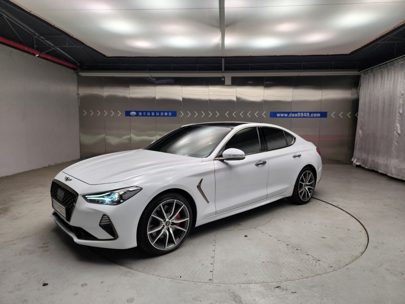 Genesis G70