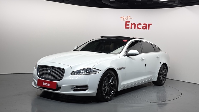 Jaguar XJ 2013