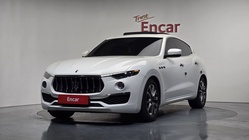 Maserati Levante 2021