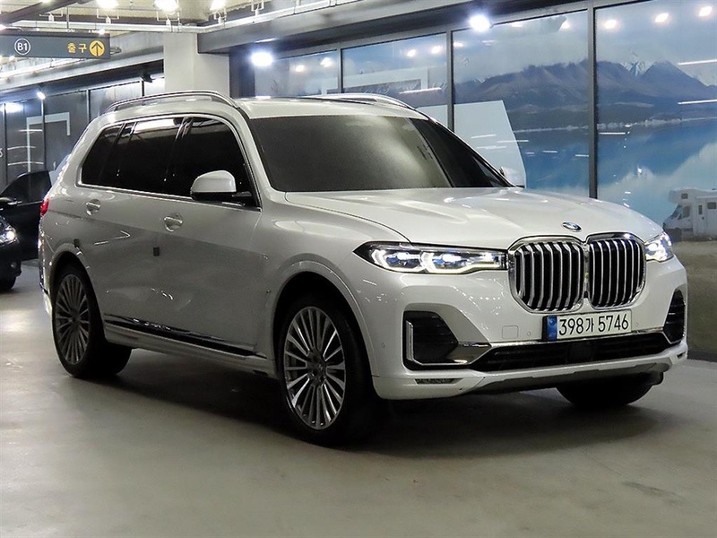 BMW X7