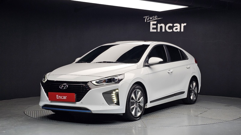 Hyundai Ioniq