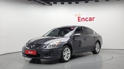 Nissan Altima 2010