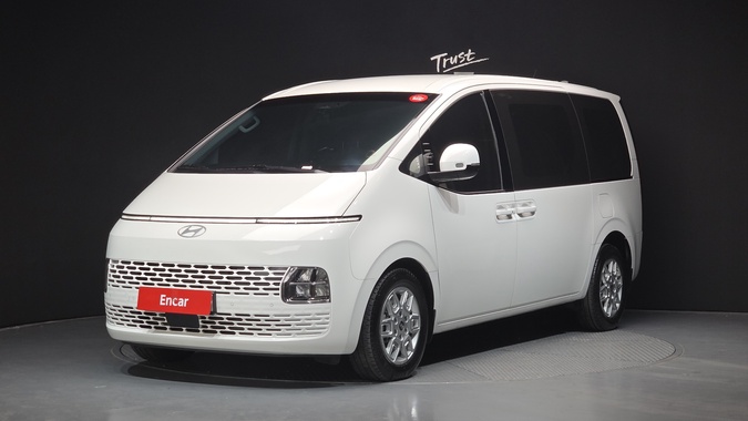 Hyundai Staria 2025