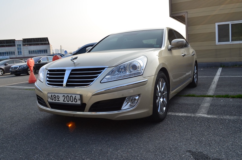 Hyundai Equus
