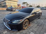 Lexus LS 2018