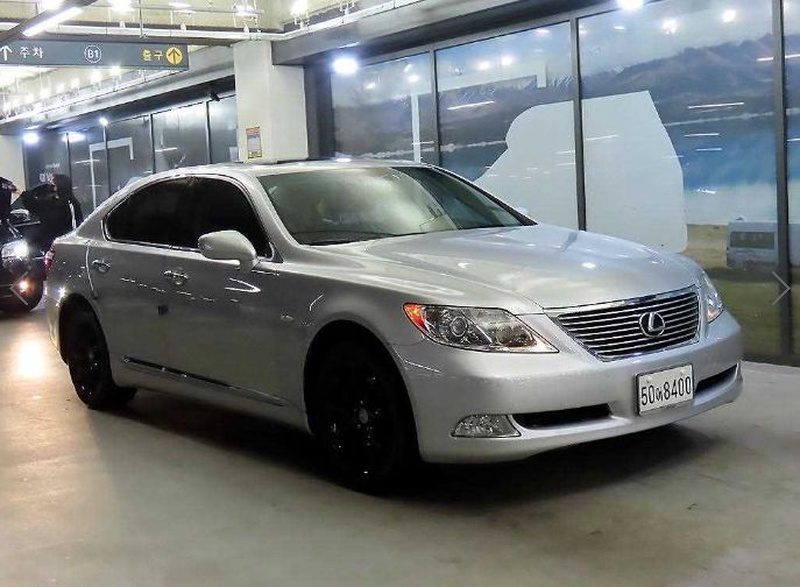 Lexus LS