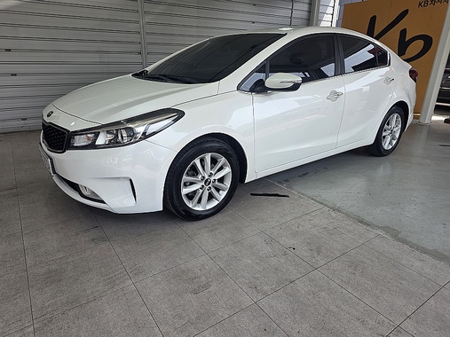Kia K3 2016