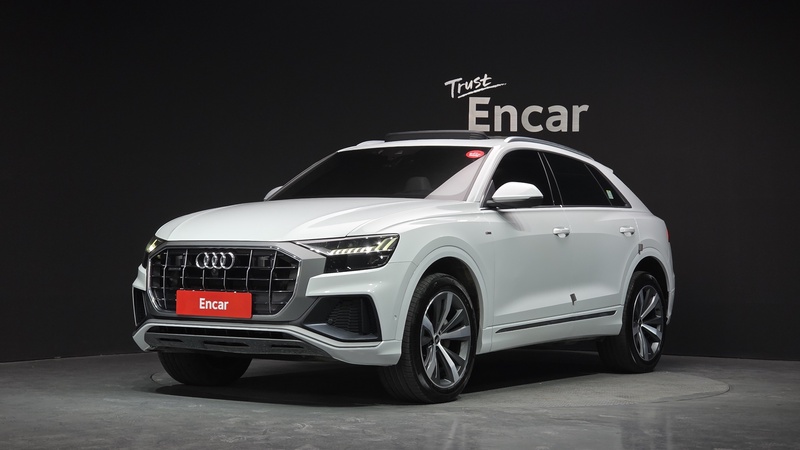 Audi Q8
