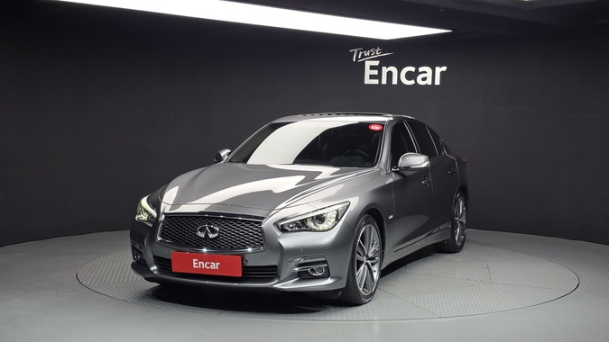 Infiniti Q50 2016