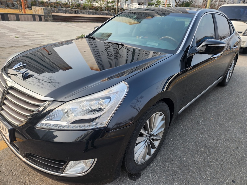 Hyundai Equus