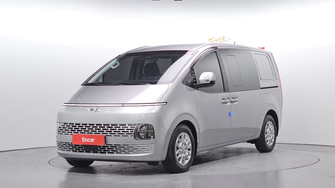 Hyundai Staria 2023