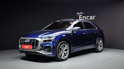 Audi Q8 2021