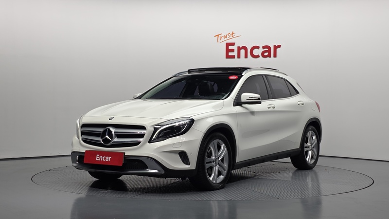 Mercedes-Benz GLA-Class