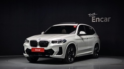 BMW iX3 2024