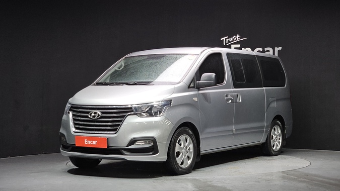 Hyundai Starex 2018