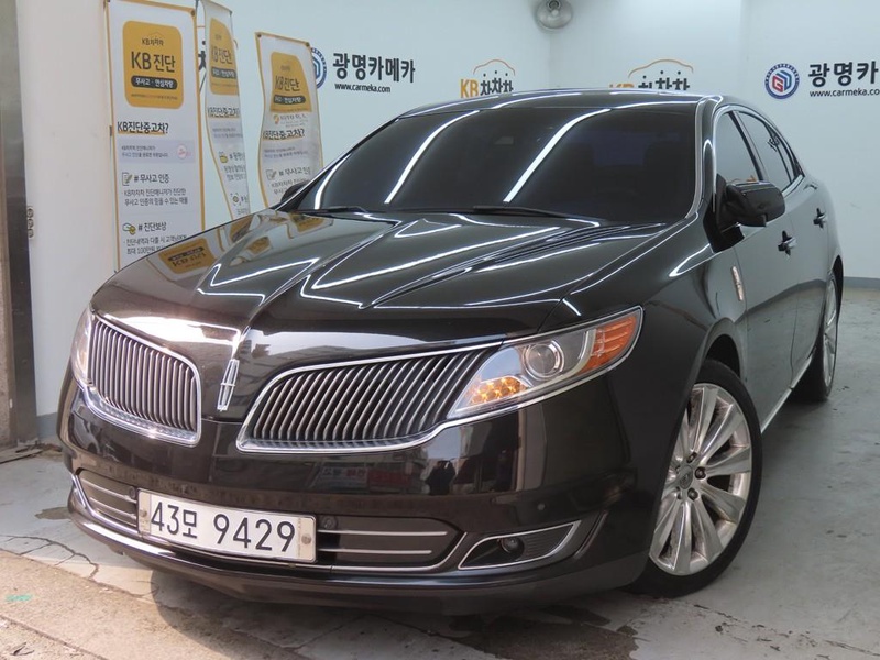 Lincoln MKS