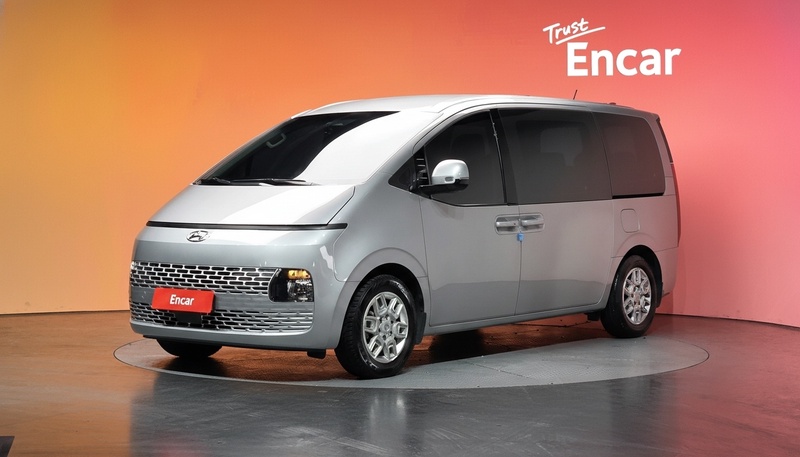 Hyundai Staria