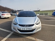 Hyundai Avante 2011