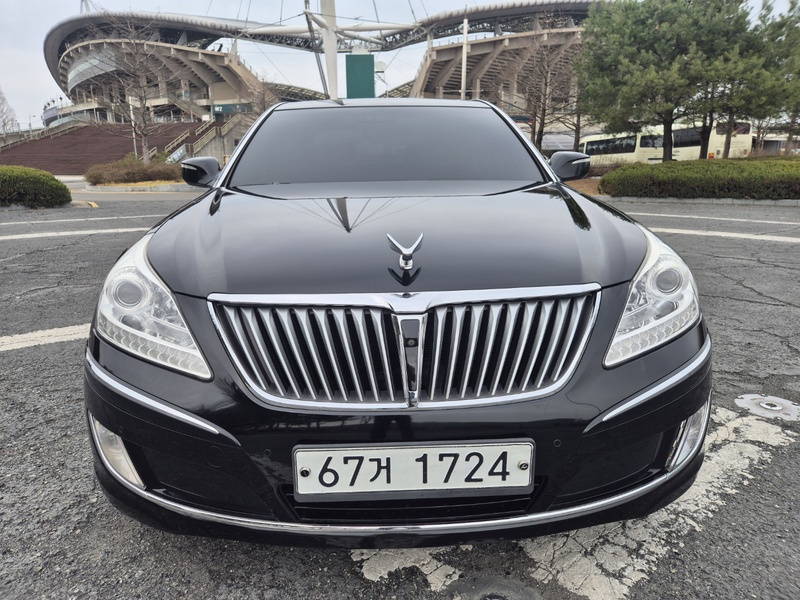 Hyundai Equus