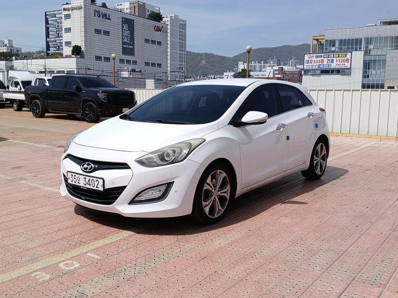 Hyundai i30