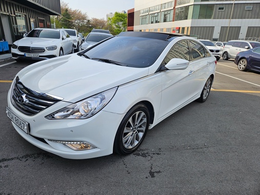 Hyundai Sonata 2012