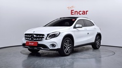 Mercedes-Benz GLA-Class 2019