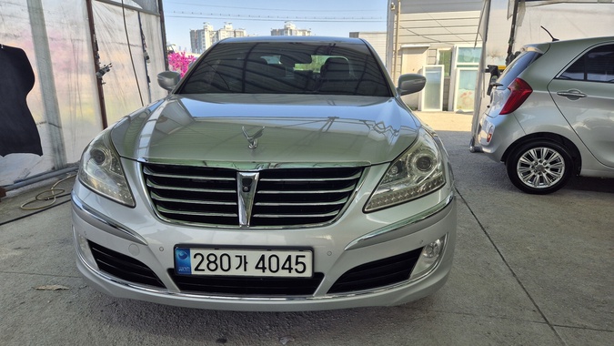 Hyundai Equus 2012
