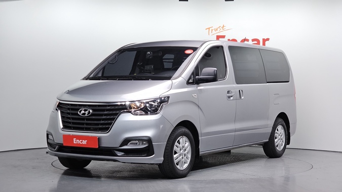 Hyundai Starex 2019