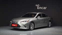 Lexus ES 2021