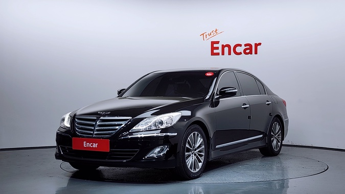 Hyundai Genesis 2013